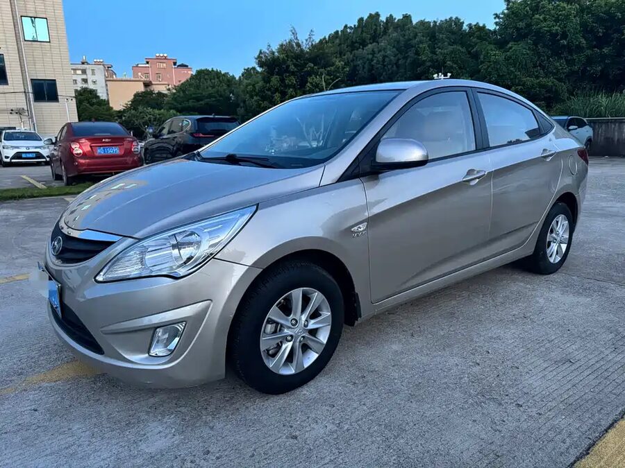 Hyundai Verna, 2011 — фото продавца с che168