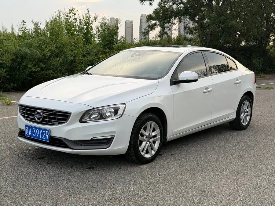 Volvo S60, 2016 — фото продавца с che168