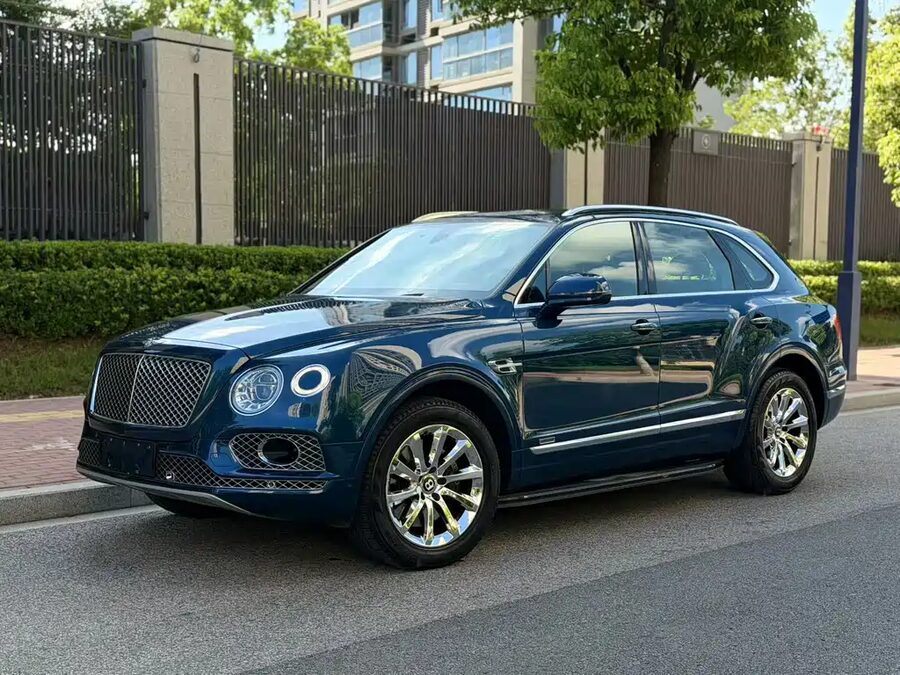 Bentley Bentayga, 2019 — фото продавца с che168