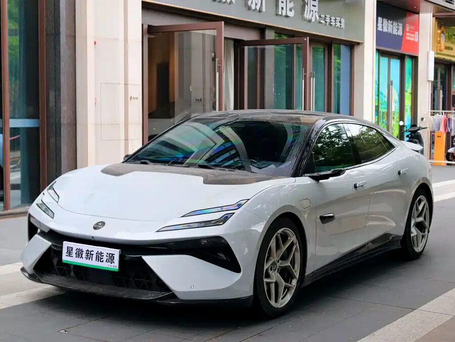Lotus EMEYA, 2025 — фото продавца с che168