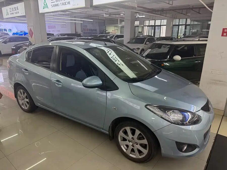 Mazda 2, 2009 — фото продавца с che168