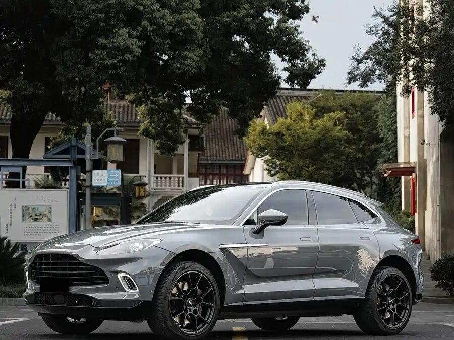 Aston Martin DBX, 2022 — фото продавца с che168