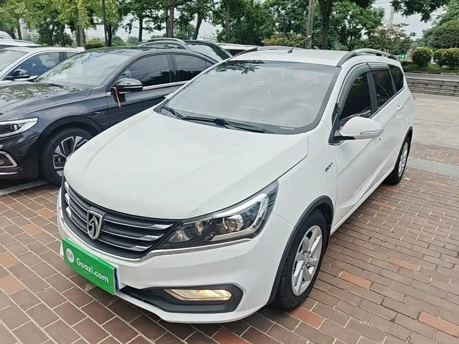 Baojun 310W, 2018 — фото продавца с che168
