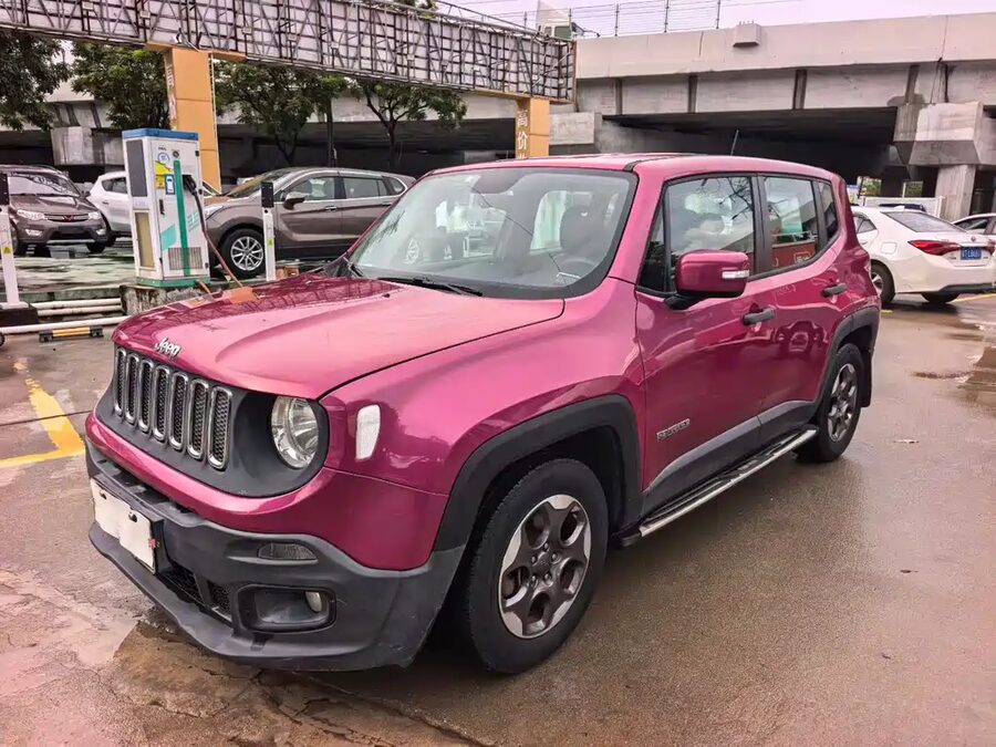 Jeep Renegade, 2017 — фото продавца с che168