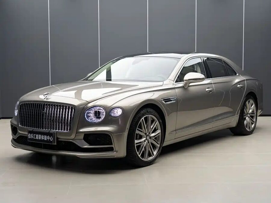 Bentley Flying Spur PHEV, 2023 — фото продавца с che168
