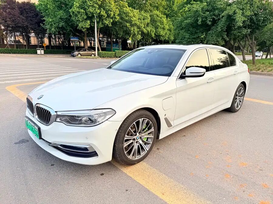 BMW 5 Series New Energy, 2018 — фото продавца с che168