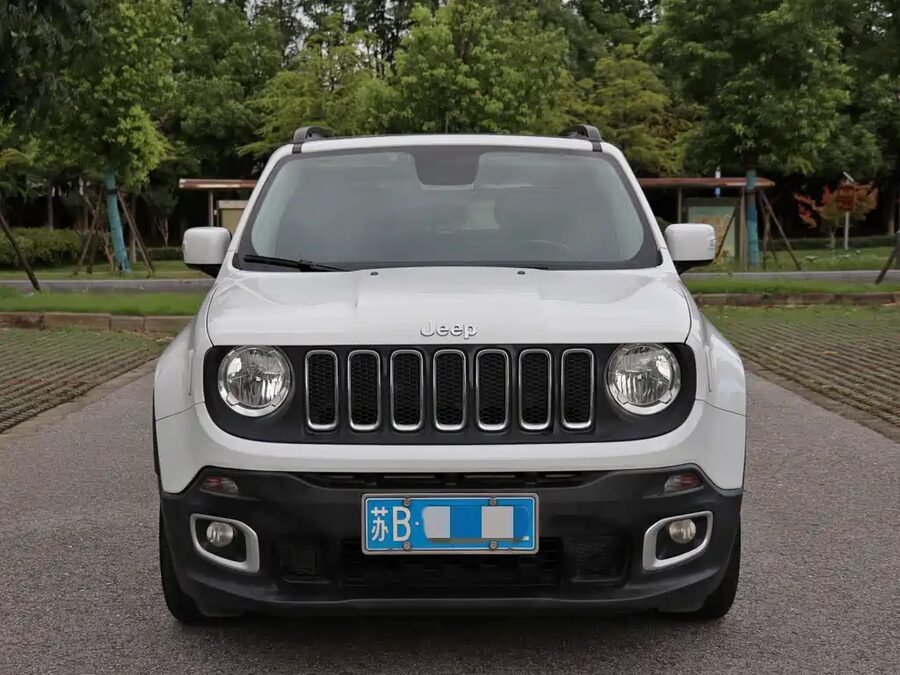 Jeep Renegade, 2017 — фото продавца с che168