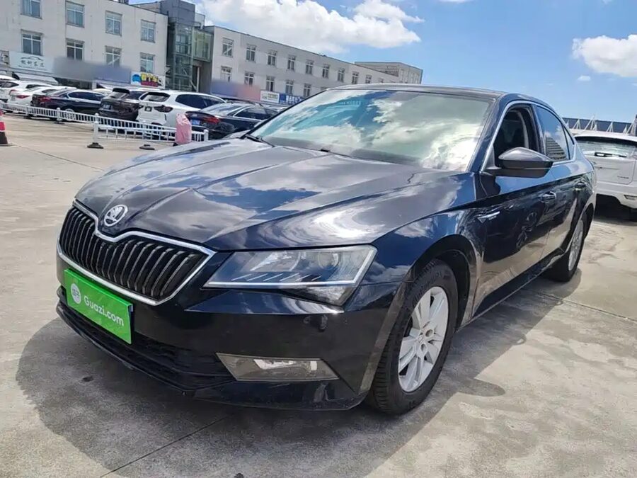 Skoda Superb, 2019 — фото продавца с che168