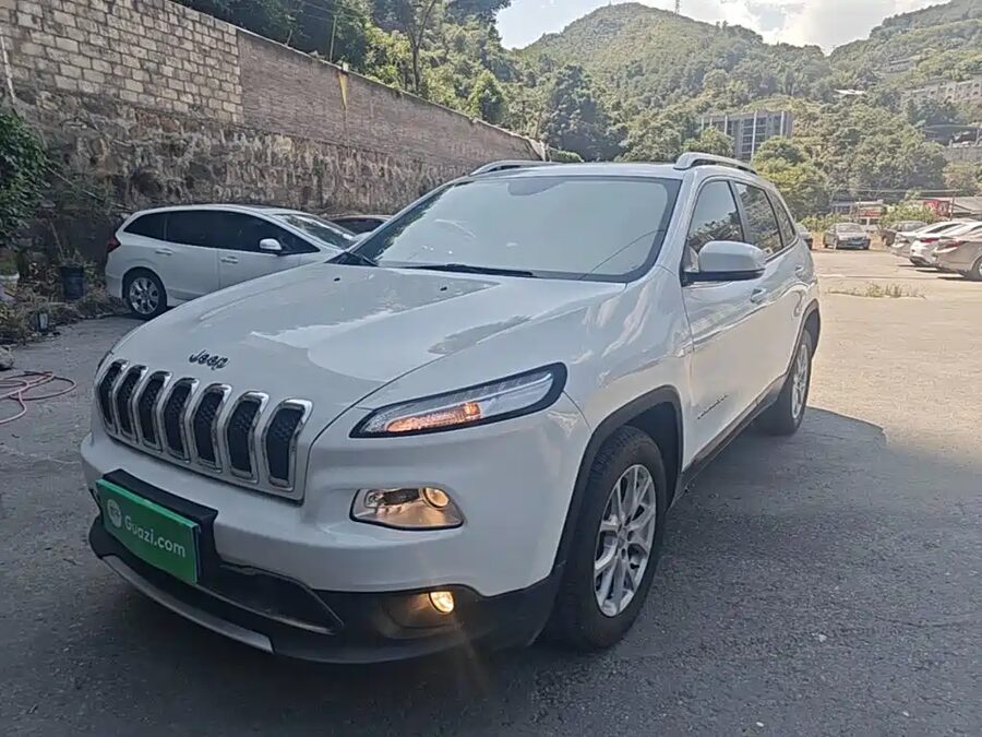 Jeep Cherokee, 2018 — фото продавца с che168