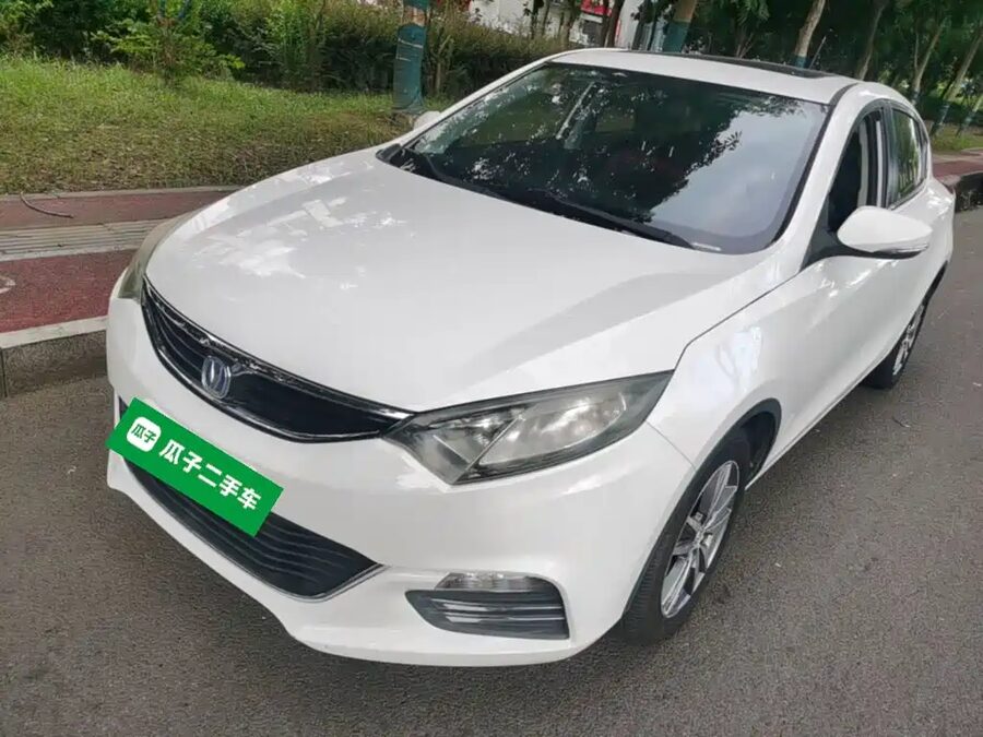 Changan Eado XT, 2016 — фото продавца с che168
