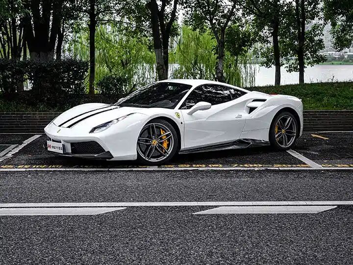 Ferrari 488, 2016 — фото продавца с che168