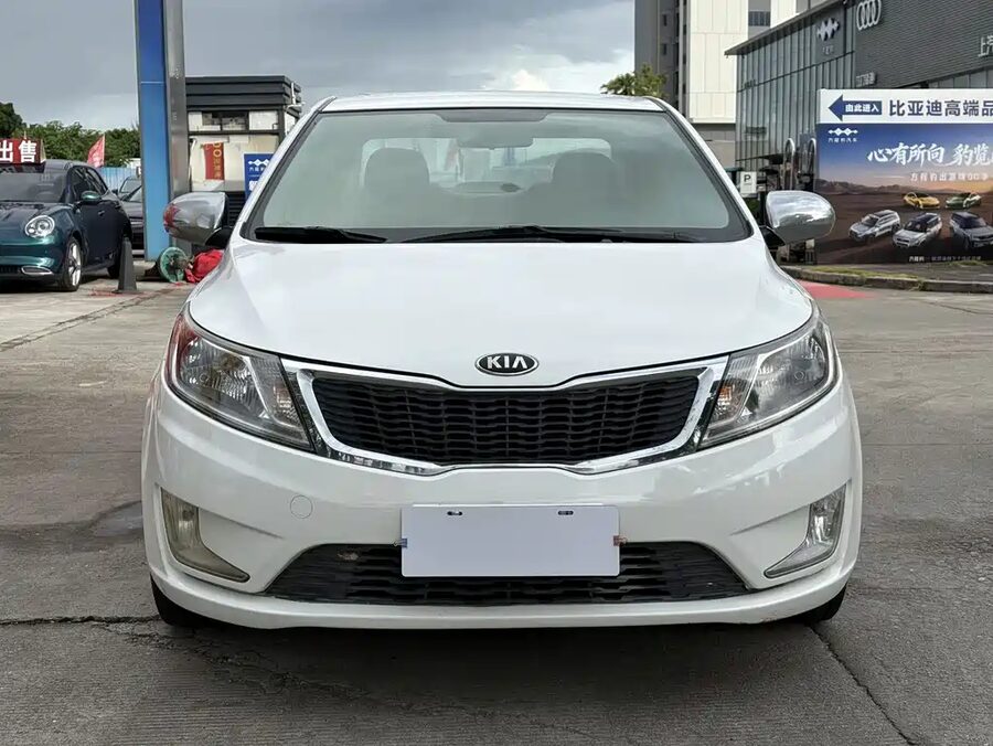 Kia K2, 2013 — фото продавца с che168