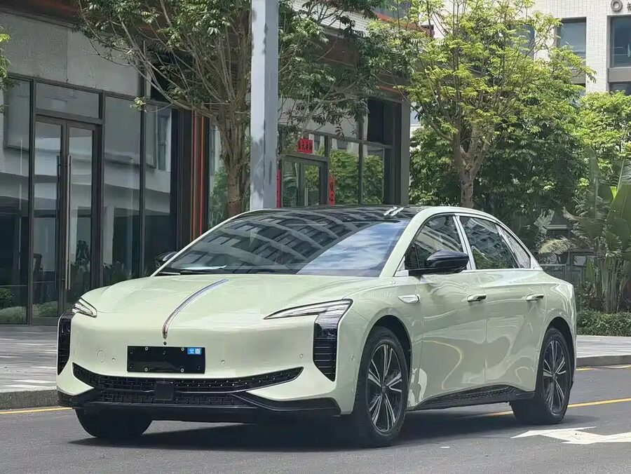 Hongqi Hongqi EH7, 2026 — фото продавца с che168