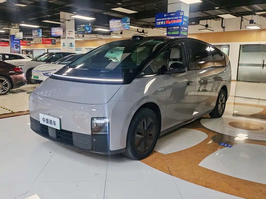Li Auto Li MEGA, 2024 — фото продавца с che168