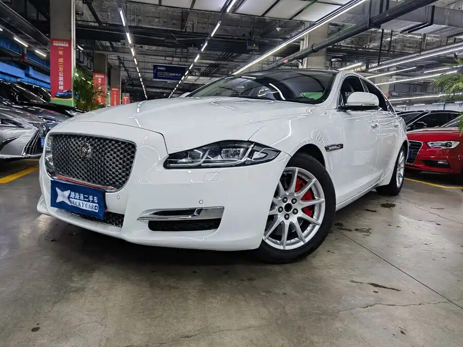 Jaguar XJ, 2016 — фото продавца с che168