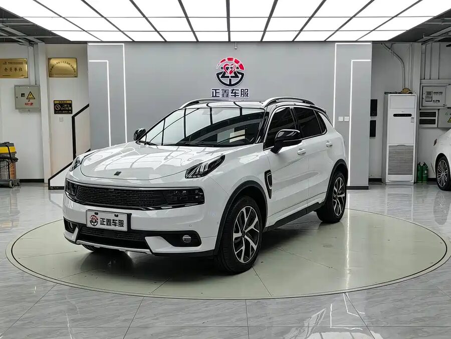 Lynk & Co 01 EM-P, 2018 — фото продавца с che168