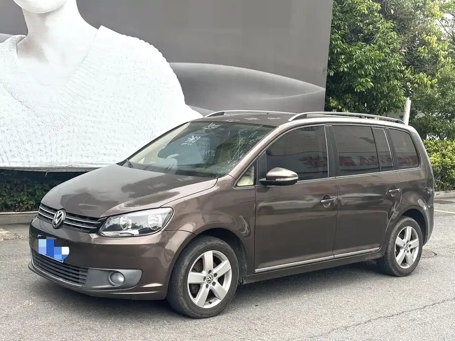Volkswagen Touran, 2013 — фото продавца с che168