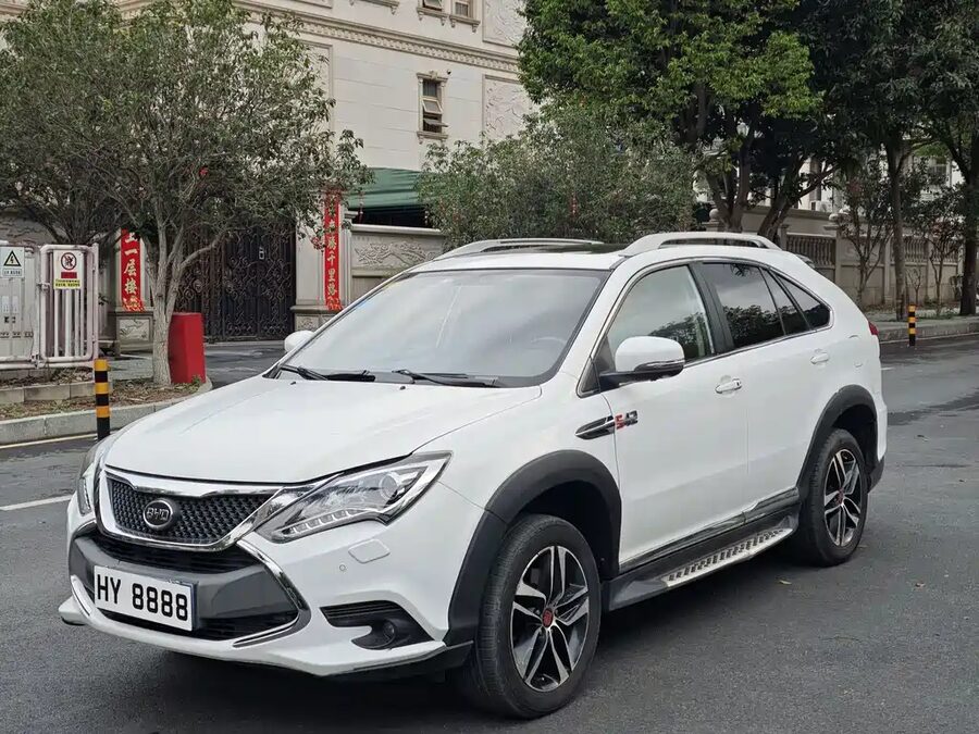 BYD Tang New Energy, 2016 — фото продавца с che168