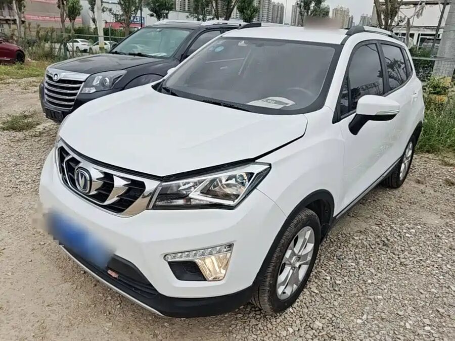 Changan CS15, 2017 — фото продавца с che168