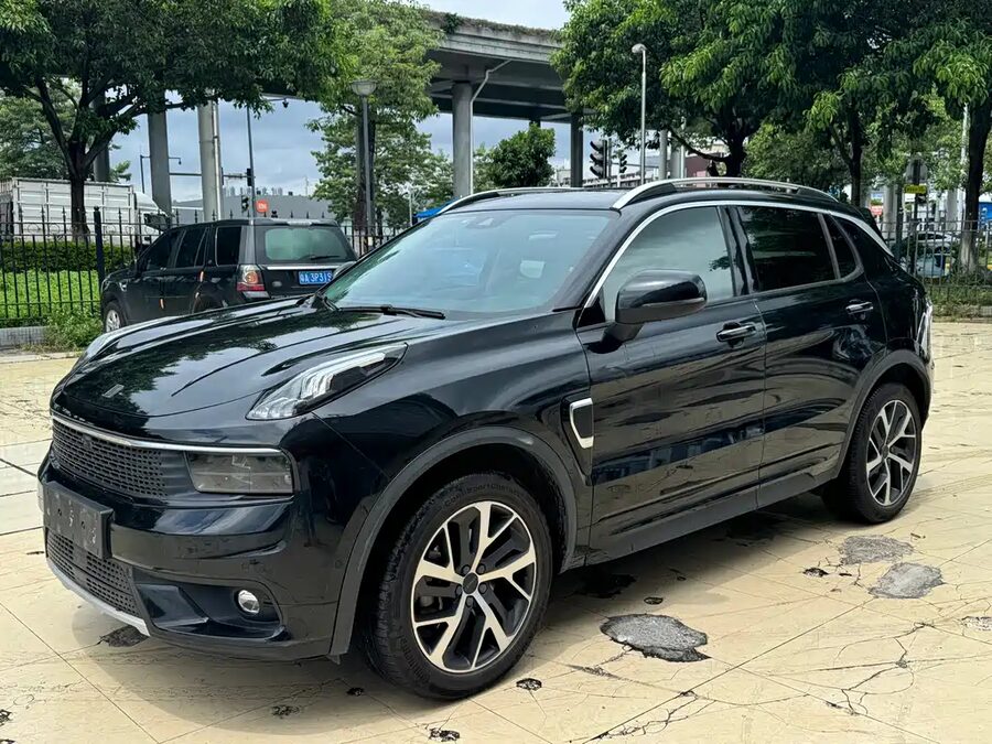 Lynk & Co 01 EM-P, 2018 — фото продавца с che168