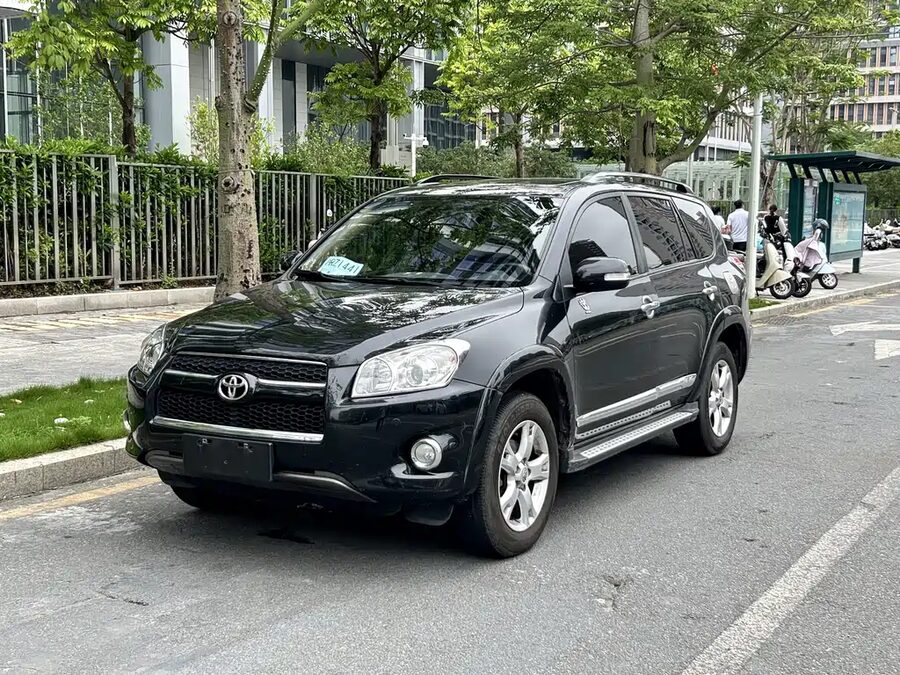 Toyota RAV4, 2012 — фото продавца с che168