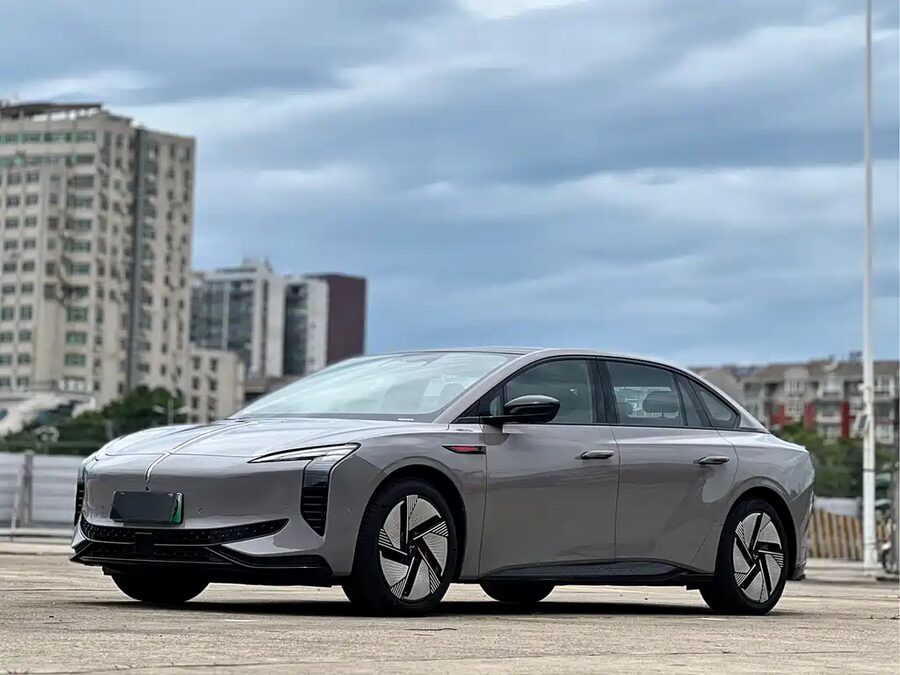 Hongqi Hongqi EH7, 2025 — фото продавца с che168