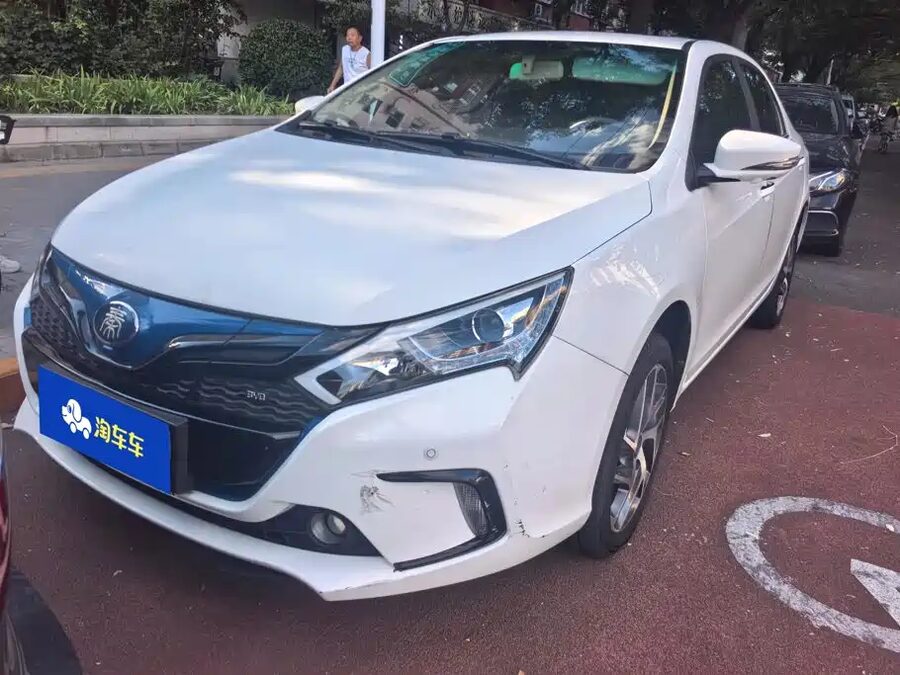 BYD Qin NEV, 2017 — фото продавца с che168