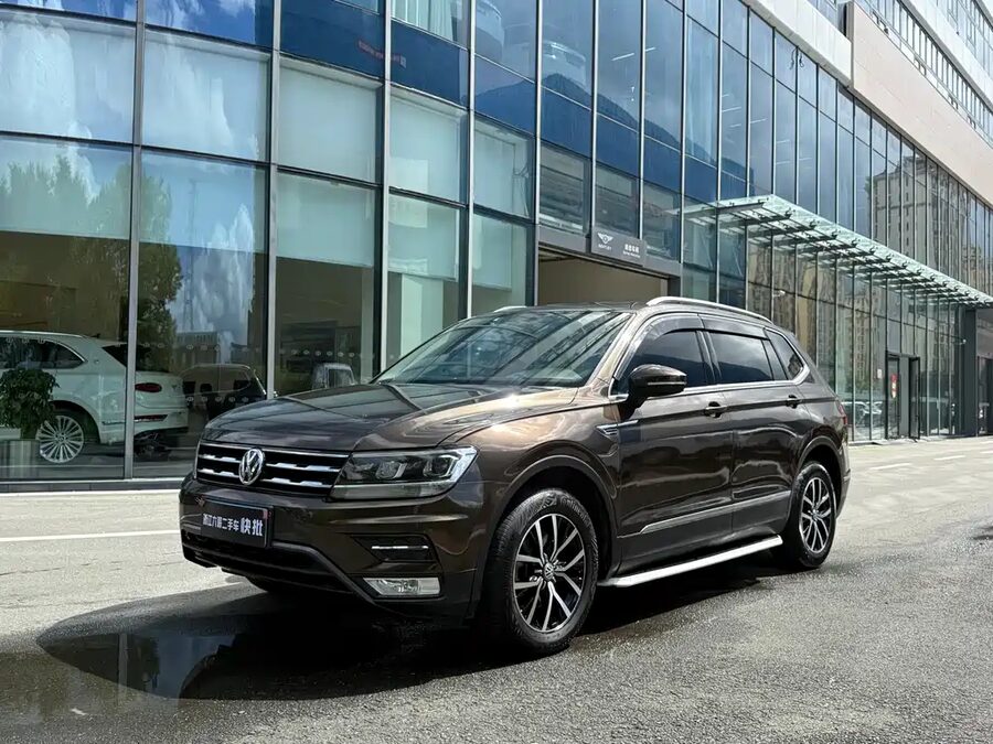 Volkswagen Tiguan L, 2017 — фото продавца с che168