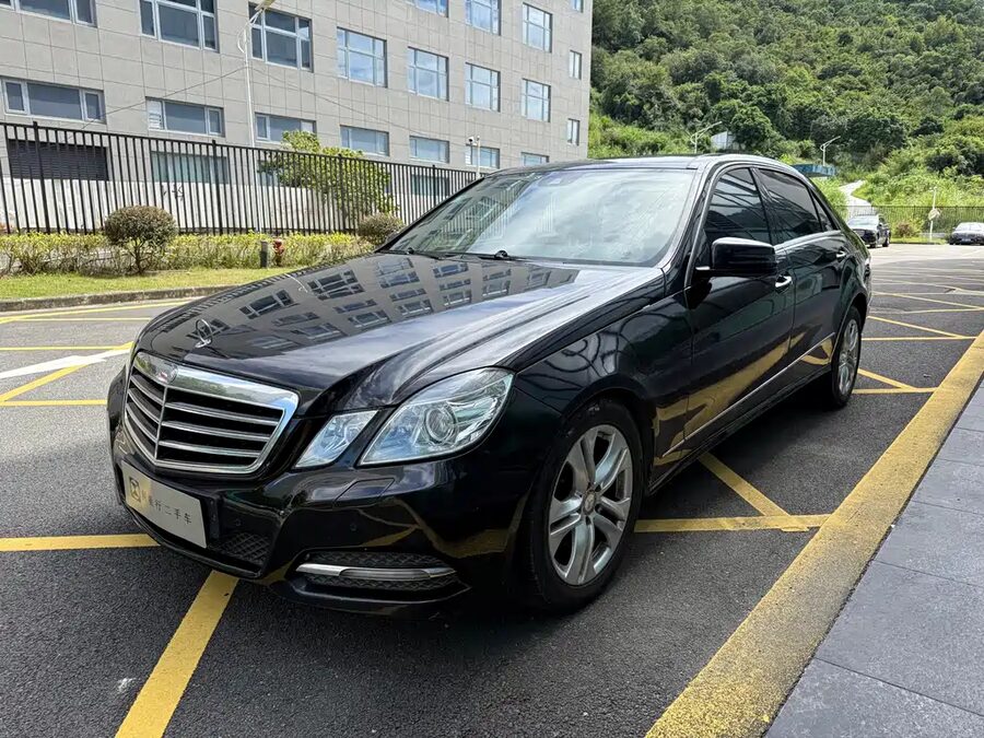 Mercedes-Benz E-Class, 2011 — фото продавца с che168