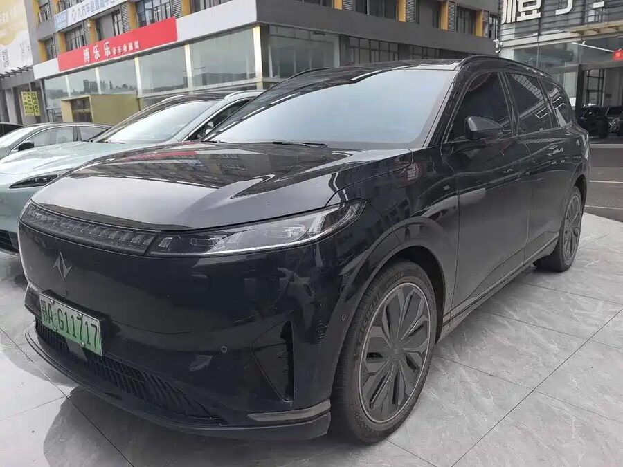 eπ eπ008, 2025 — фото продавца с che168