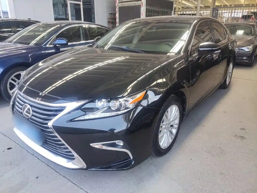 Lexus ES, 2017 — фото продавца с che168