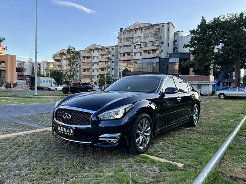 Infiniti Q70, 2019 — фото продавца с che168