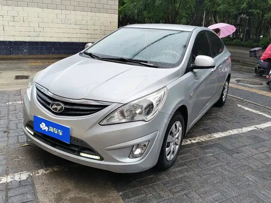 Hyundai Verna, 2013 — фото продавца с che168
