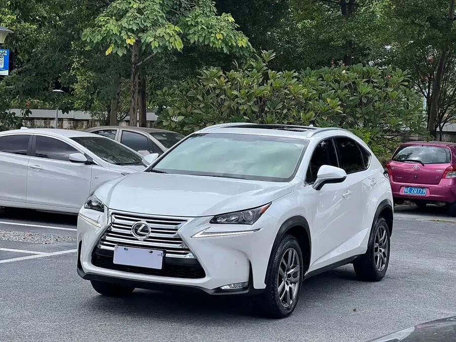 Lexus NX, 2016 — фото продавца с che168