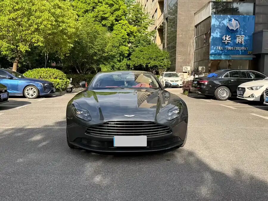 Aston Martin DB11, 2021 — фото продавца с che168
