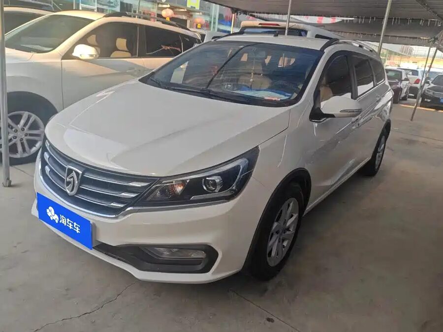 Baojun 310W, 2018 — фото продавца с che168