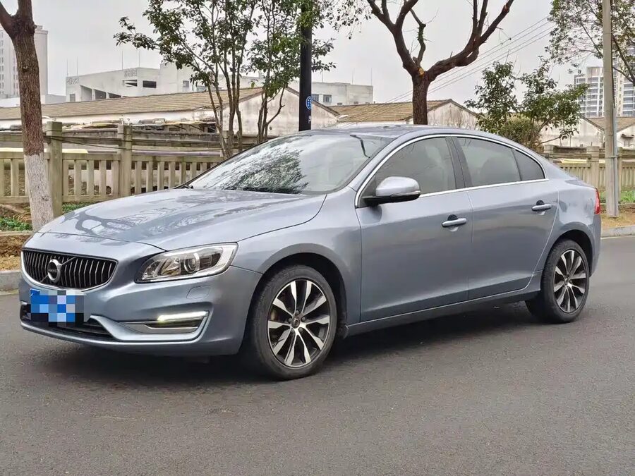 Volvo S60, 2018 — фото продавца с che168