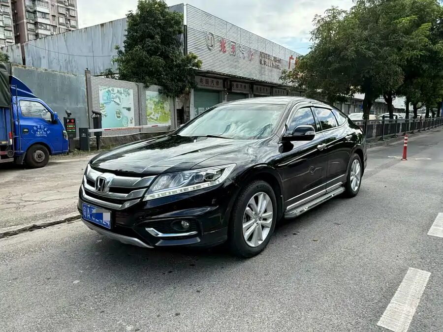 Honda Crosstour, 2015 — фото продавца с che168