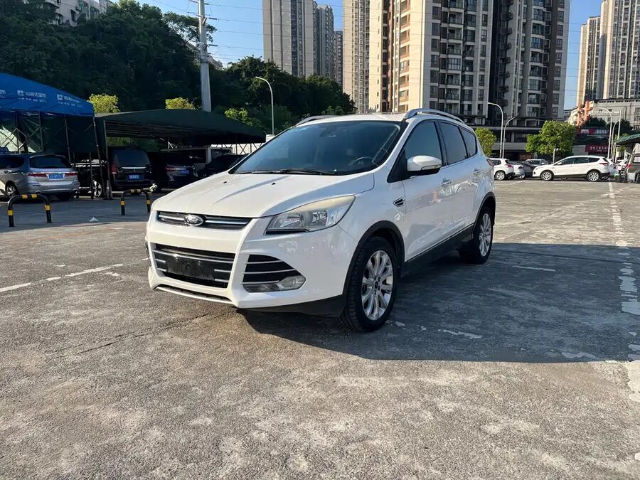 Ford Kuga, 2014 — фото продавца с che168