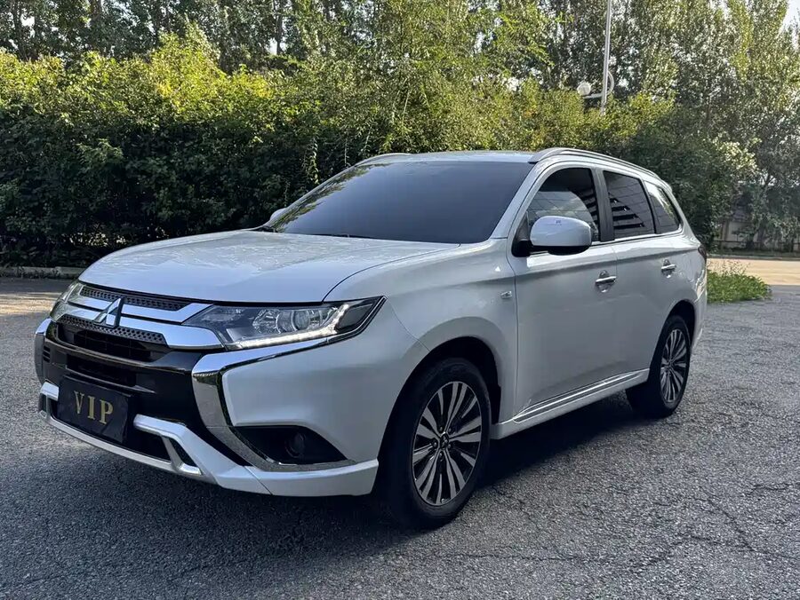 Mitsubishi Outlander, 2022 — фото продавца с che168