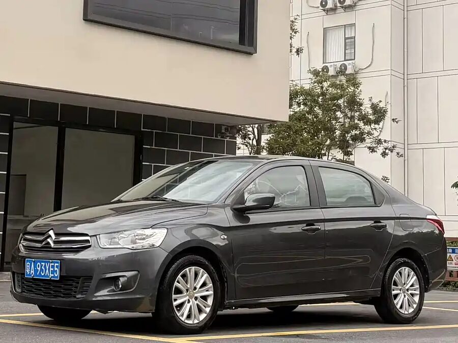 Citroen Elysee, 2015 — фото продавца с che168