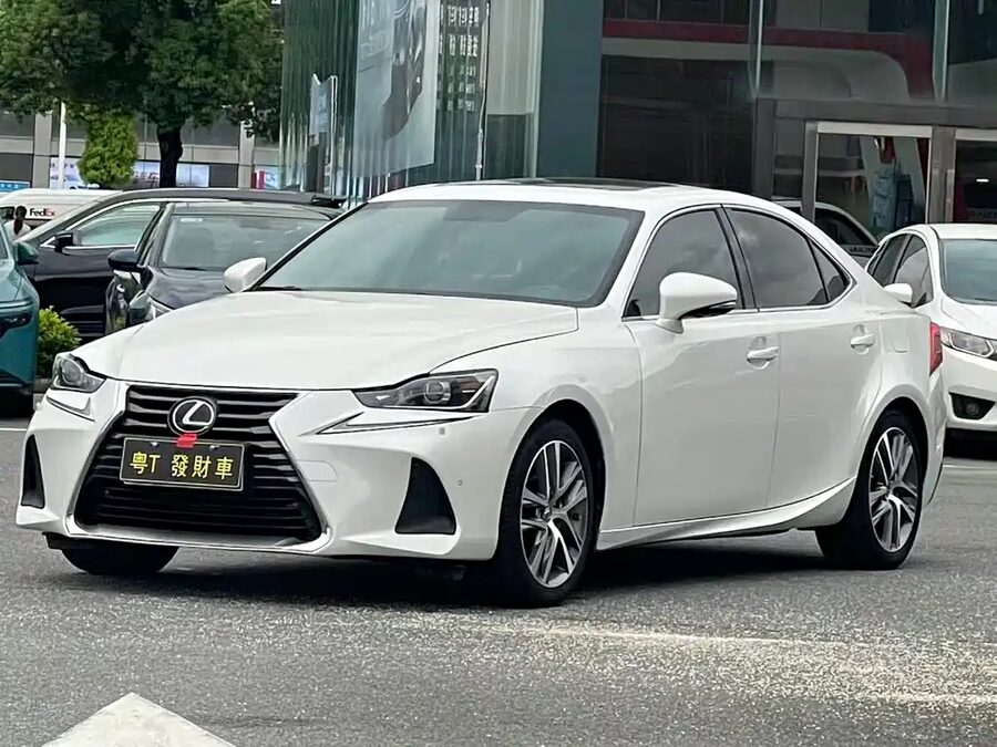 Lexus IS, 2019 — фото продавца с che168