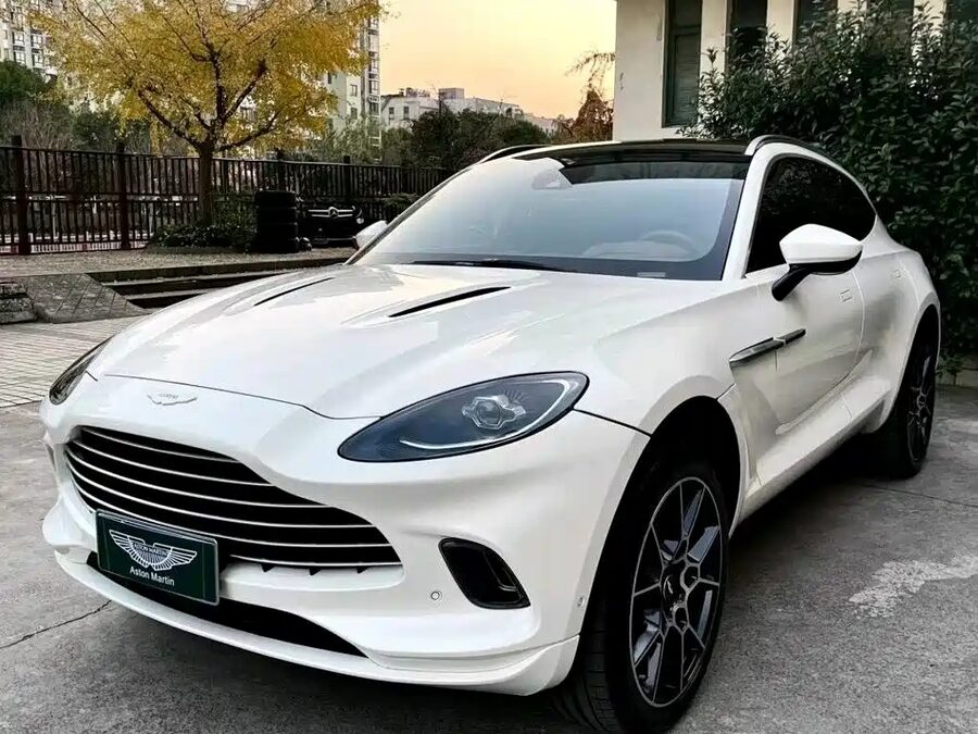 Aston Martin DBX, 2022 — фото продавца с che168
