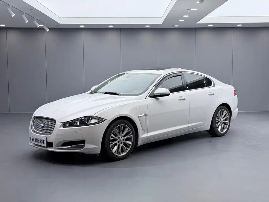 Jaguar XF, 2013 — фото продавца с che168