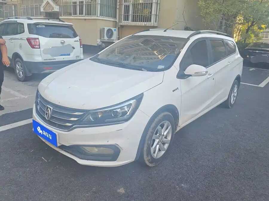 Baojun 310W, 2018 — фото продавца с che168