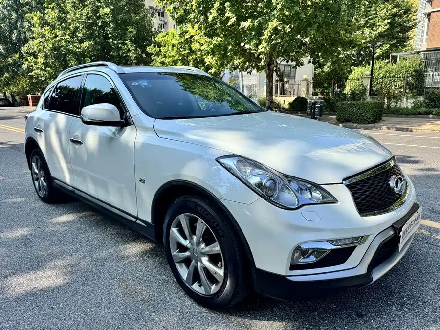 Infiniti QX50, 2016 — фото продавца с che168