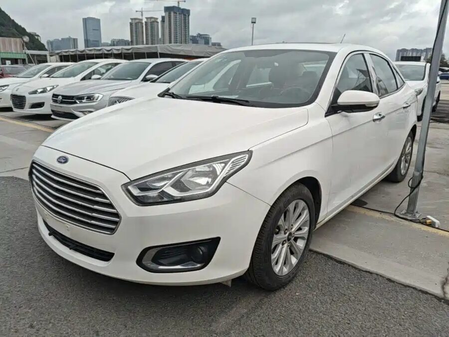 Ford Escort, 2016 — фото продавца с che168