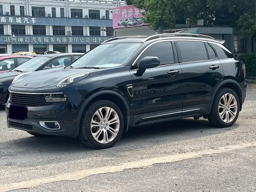Lynk & Co 01, 2018 — фото продавца с che168