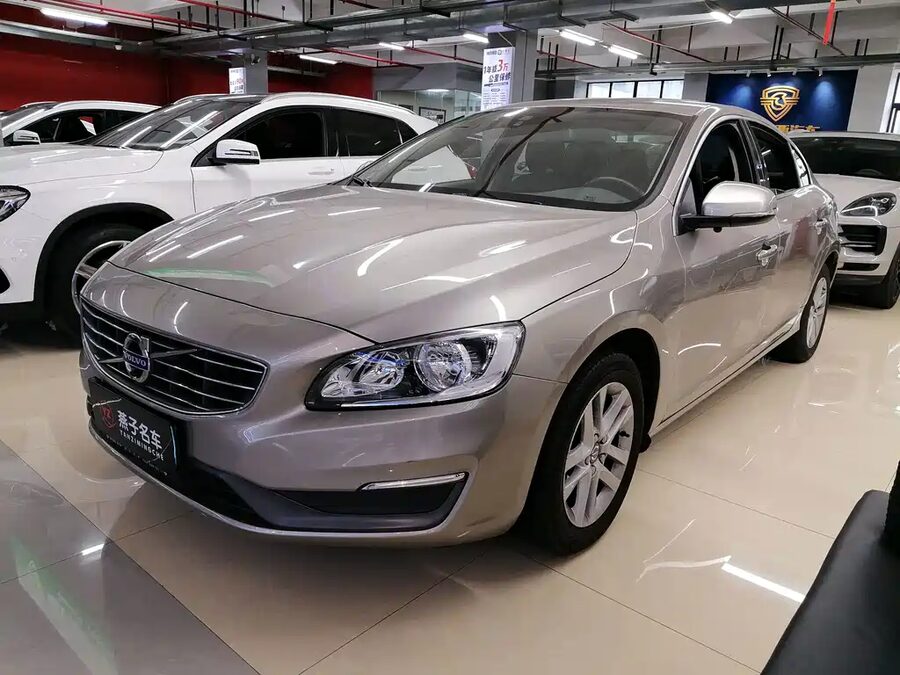 Volvo S60, 2016 — фото продавца с che168