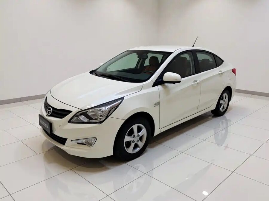 Hyundai Verna, 2015 — фото продавца с che168